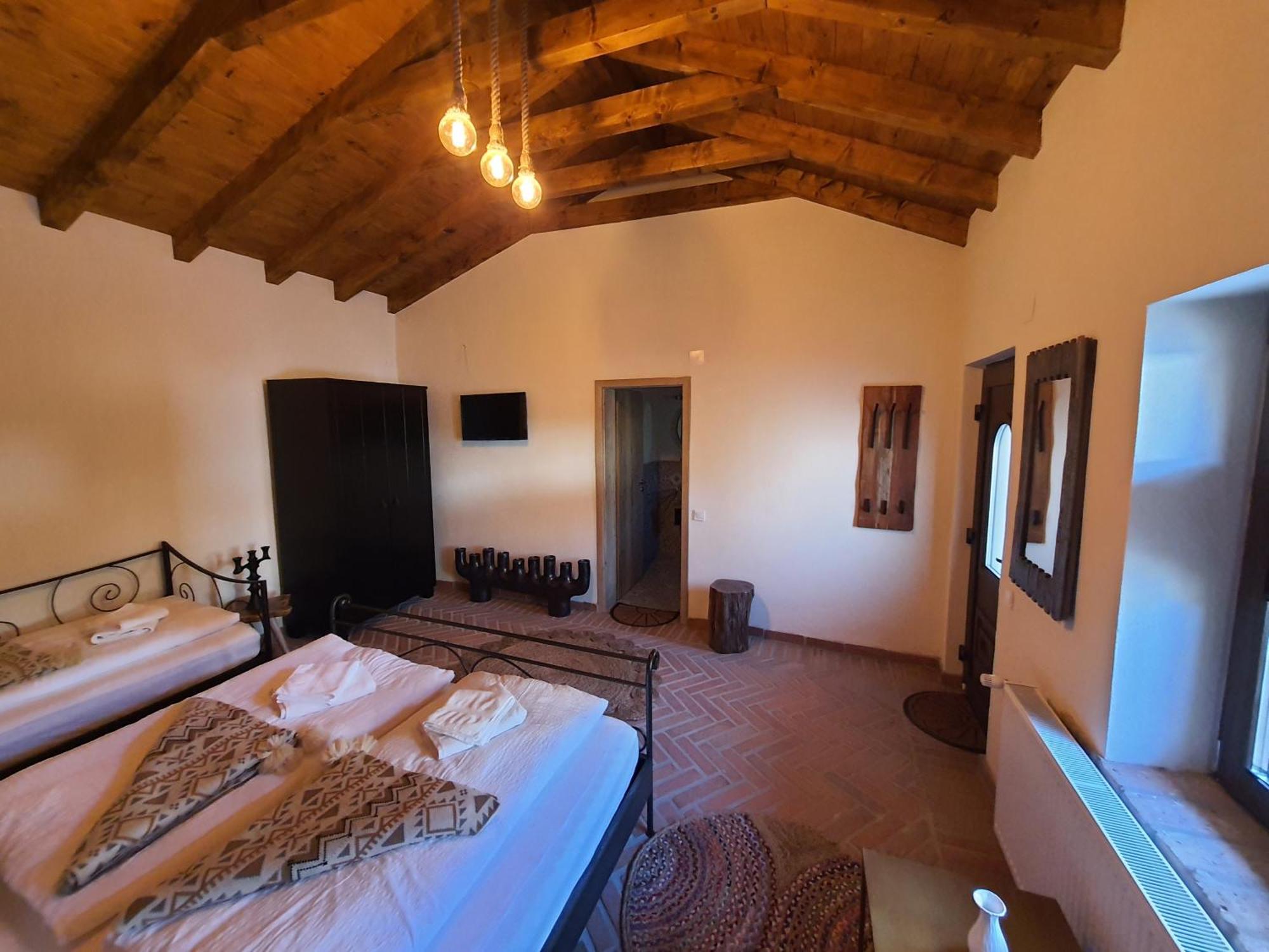 Complex Butoaiele Transilvaniei - Cazare & Spa - Natura - Relaxare Mediaş Zewnętrze zdjęcie